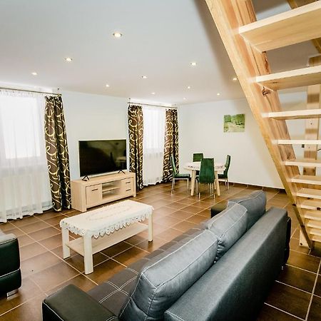 스타로바 볼라 Apartament Stalowa 아파트 외부 사진